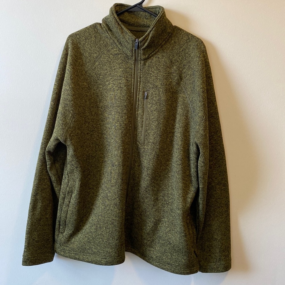 Moss green full zip jacket from Stanley.